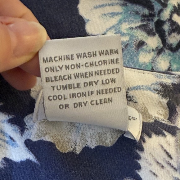 Soft Surroundings Blue Floral Shapely Anywhere Faux Wrap Dress Size Large Spring - Picture 7 of 10